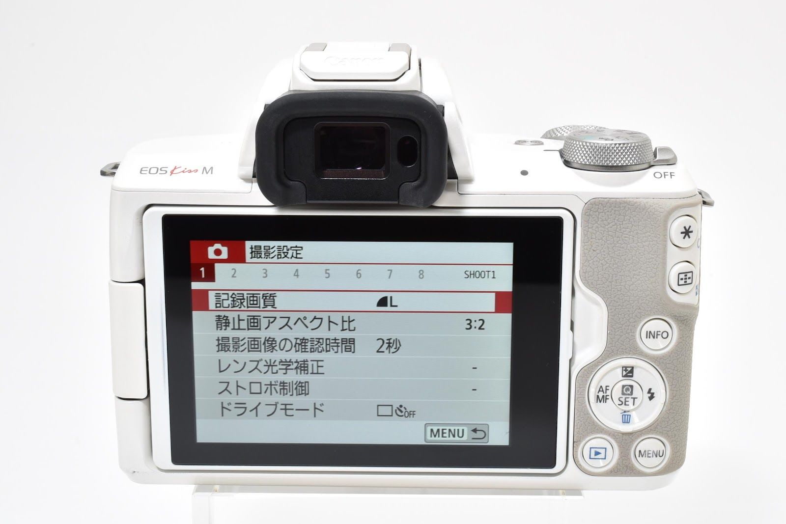 ☆美品☆ キャノン CANON EOS KISS M ボディ ホワイト ミラーレス一眼
