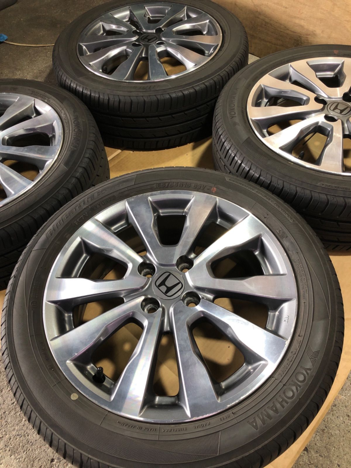 185/55R16インチ フィット フリード インサイト グレイス 万歳 本当に