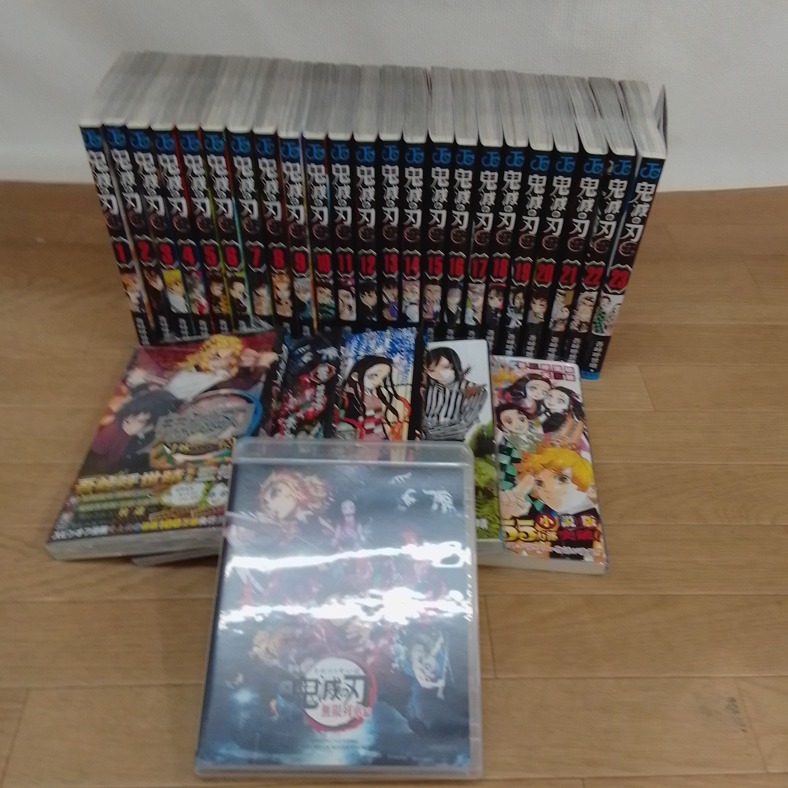 ☆【未開封あり】鬼滅の刃 1～23巻 全巻・関連本5冊＋劇場版鬼滅の刃
