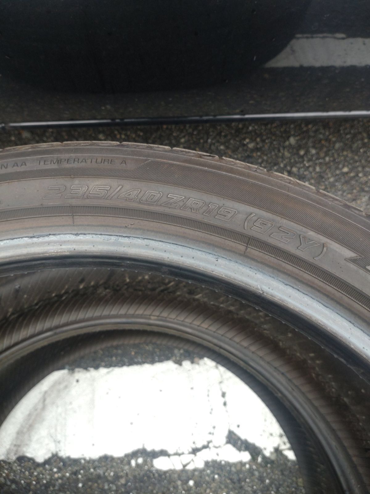 中古 ヨコハマ ADVAN Sport V107 235/40ZR19 2024年製造 2本セット 