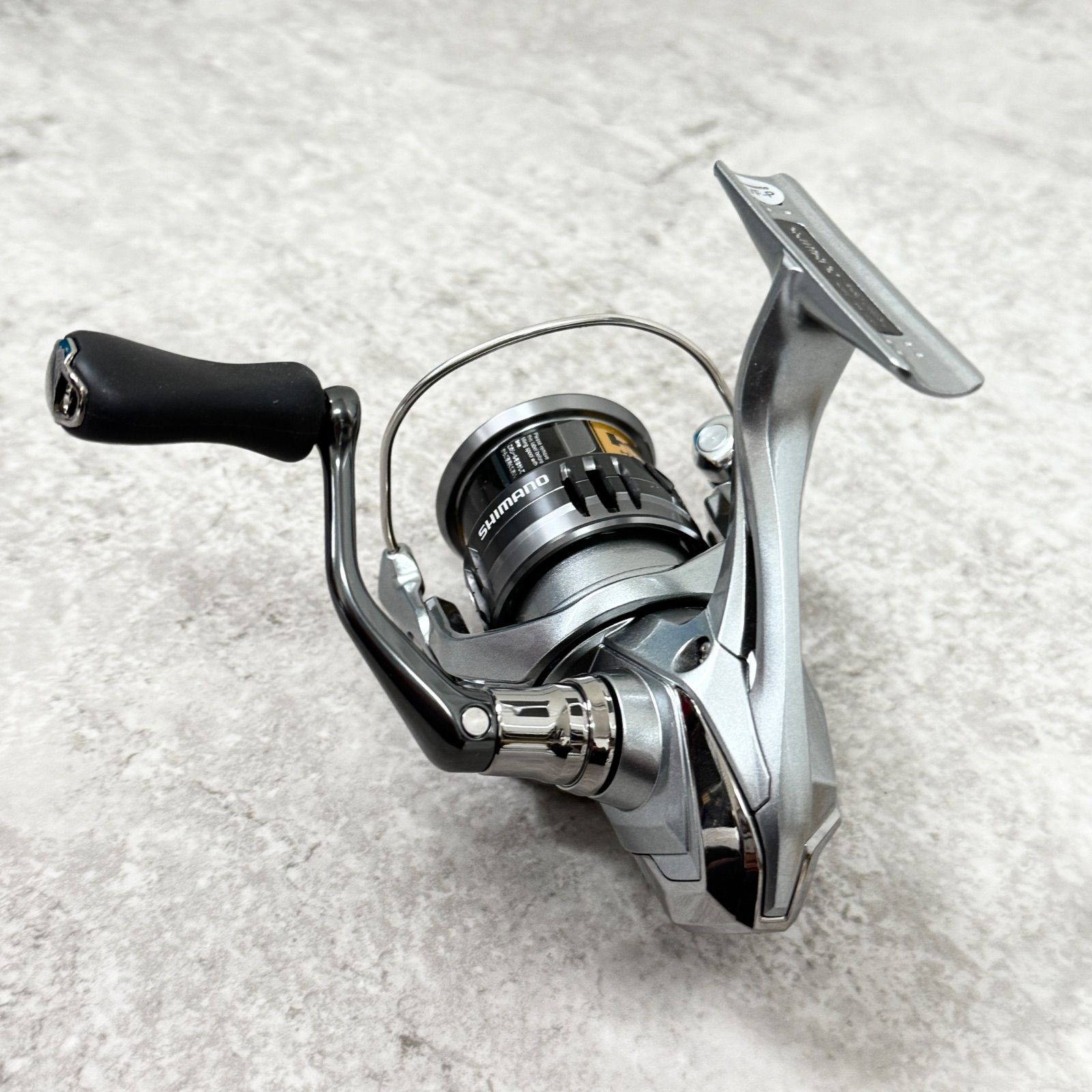 ☆未使用☆シマノ スピニングリール ナスキー C2000S/SHIMANO NASCI