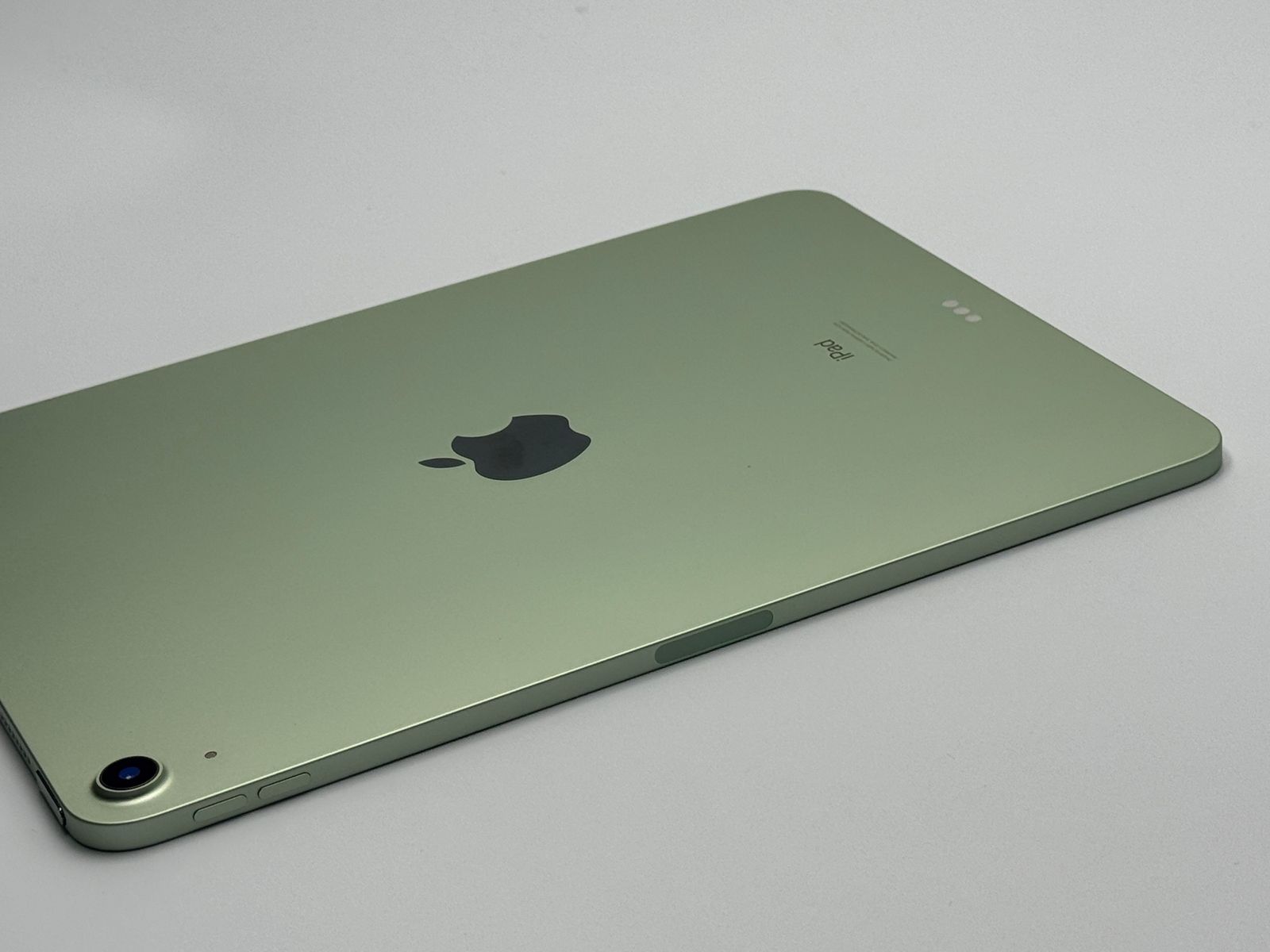 箱付き中古A】iPad Air 4 64GB グリーン Wi-Fi バッテリー【83