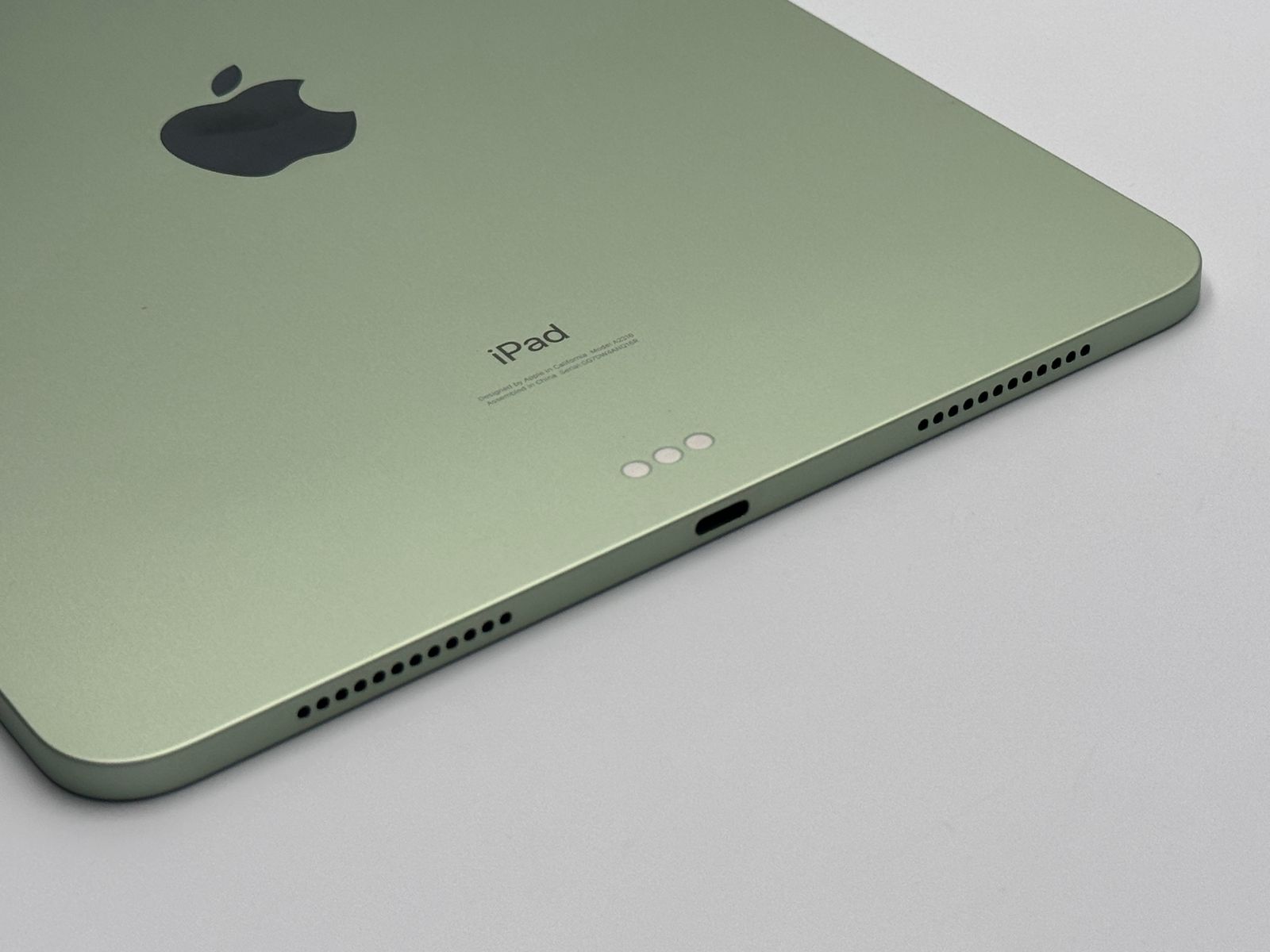 箱付き中古A】iPad Air 4 64GB グリーン Wi-Fi バッテリー【83