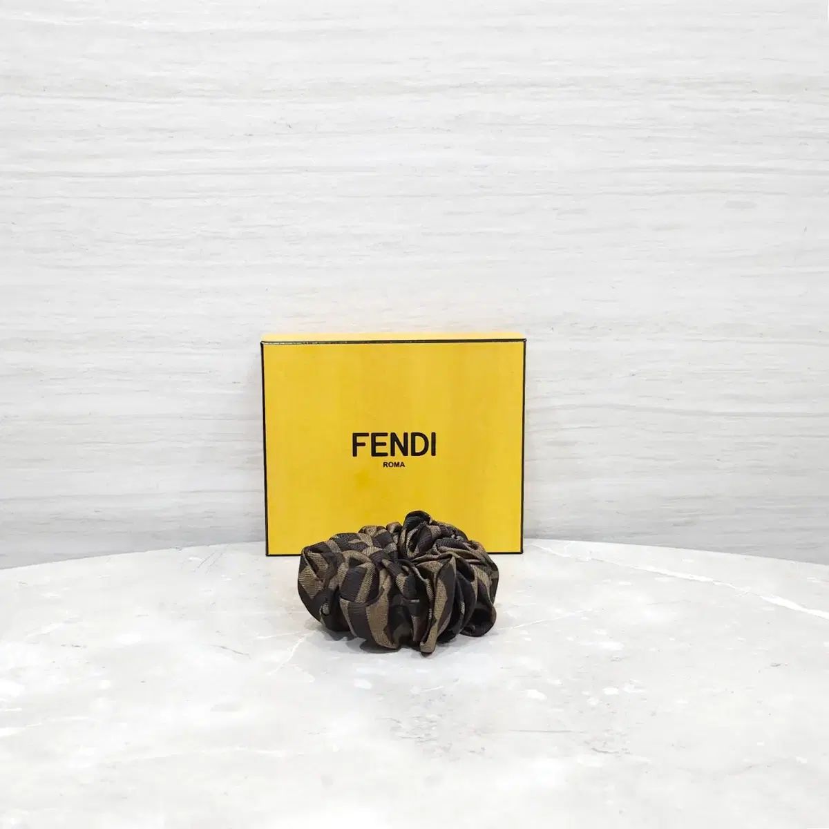 FENDI FF ジャカード シルク ヘア シュシュ SCRUNCH - メルカリ