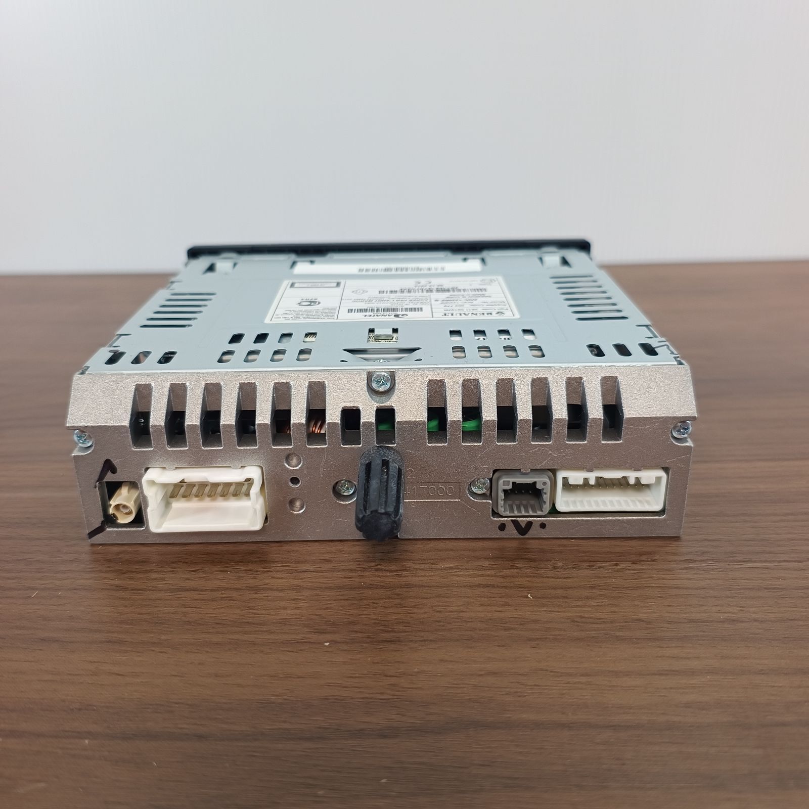 ルノー カングー2 純正オーディオ AGC-1220RF Bluetooth MP3プレーヤー