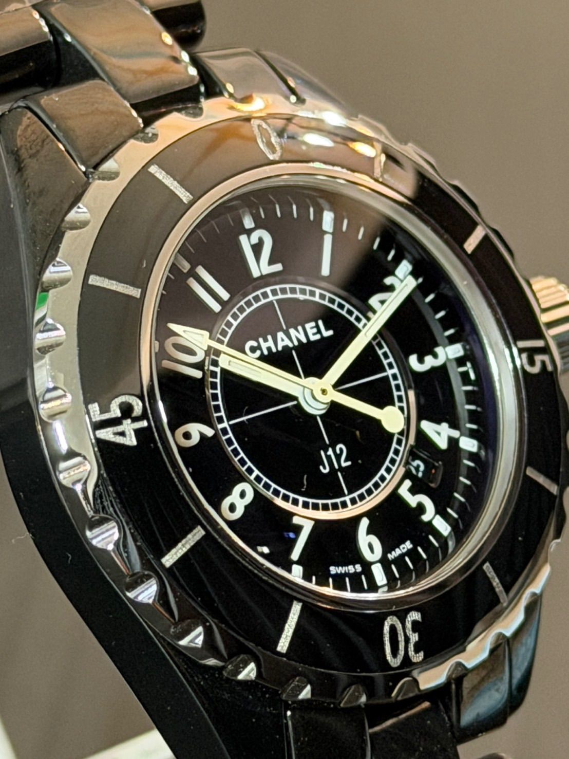 正規品】CHANEL シャネル J12 黒セラミック H0682 レディース 新品 