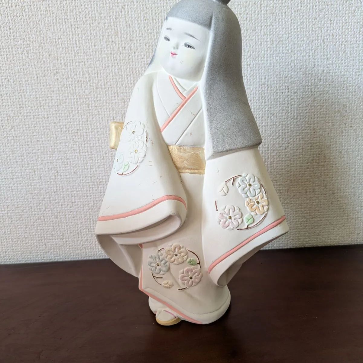 昭和レトロ 京風美人像 灯籠持ち 和装人形 20cm 土人形 和風置物 昭和