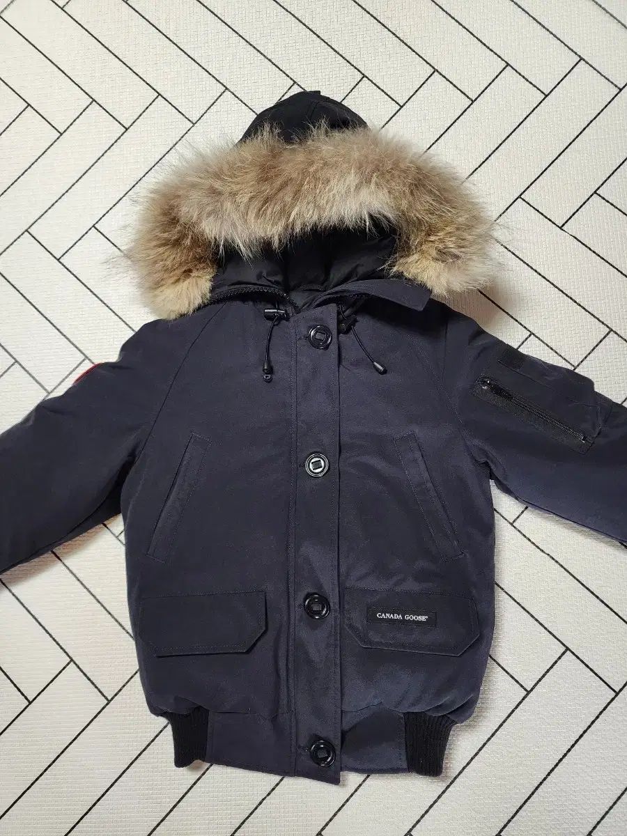 Canada Goose(カナダグース)ショートダウン 39,926円