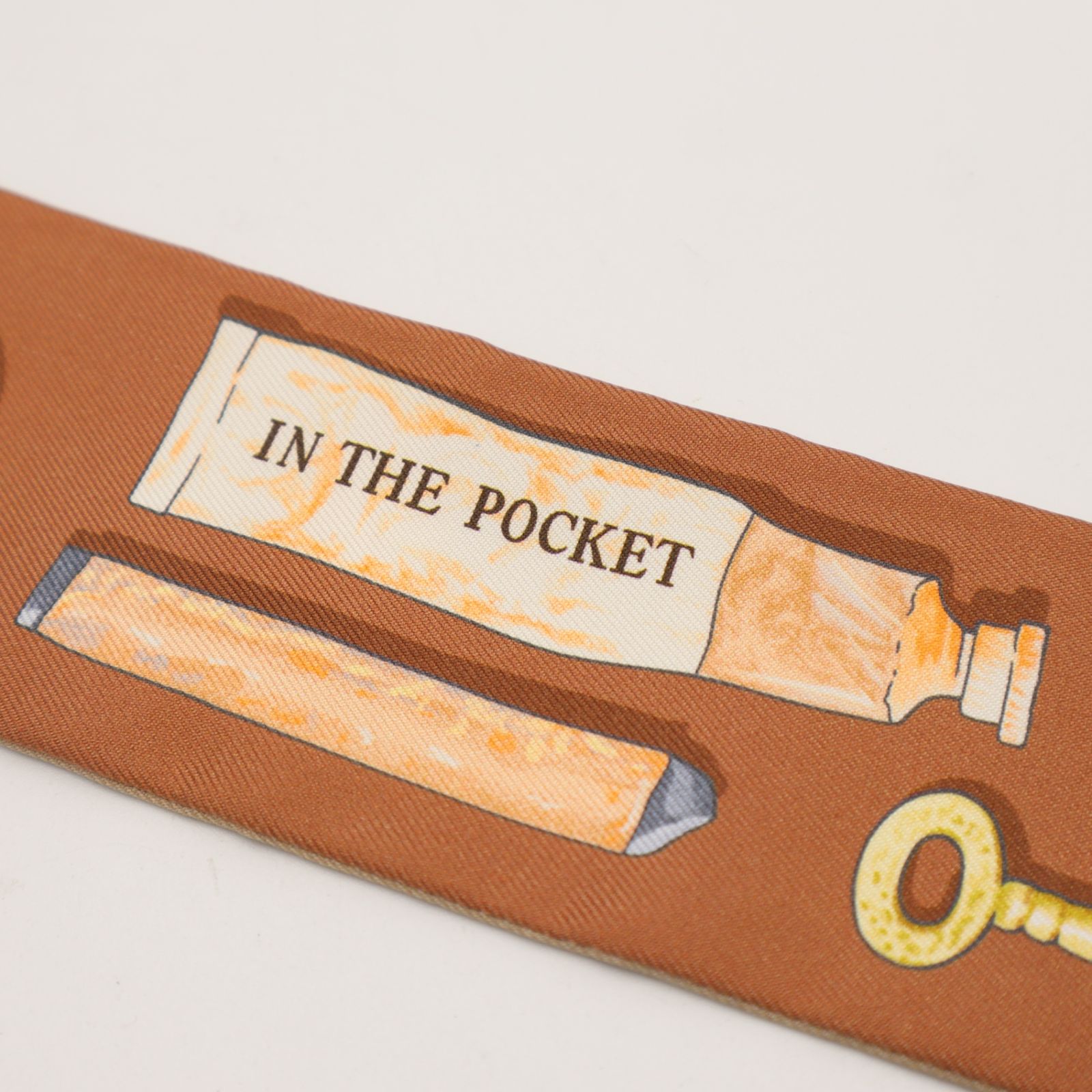 HERMES エルメス ツイリー イン・ザ・ポケット In the Pocket スカーフ
