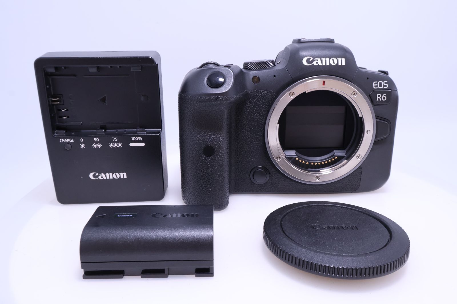 【極美品】Canon EOS R6 ボディ (当日発送可) 極美品】Canon EOS R6 ボディ ミラーレス一眼カメラ - メルカリ