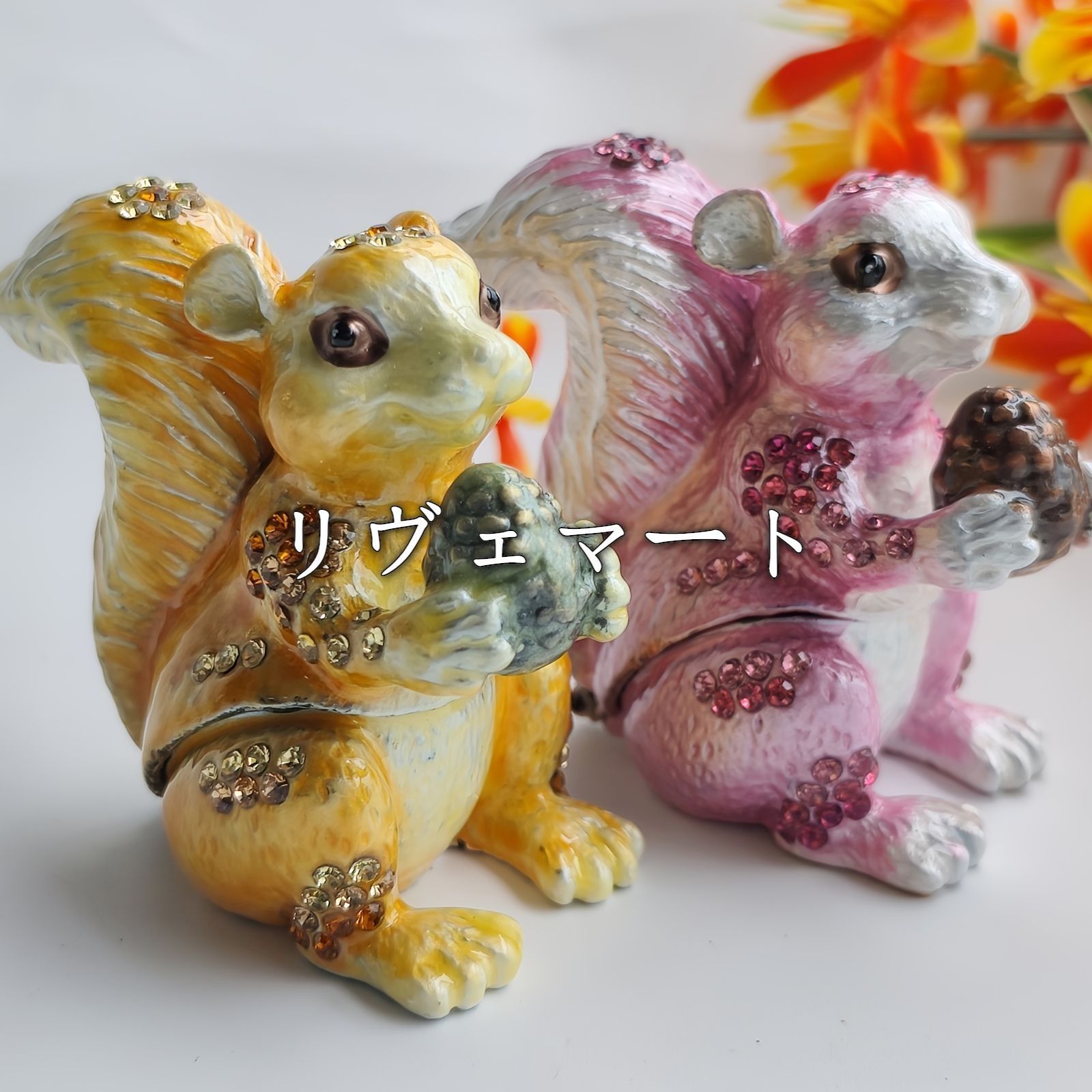 小物入れ 鍵置き 置物 インテリアトレイ オブジェ 松ぼっくりを持っているリス りす ピンク ブラウン 2種類 玄関 鍵 収納ボックス 雑貨 インテリア オシャレ アクセサリーケース ジュエリーボックス ミニサイズA702