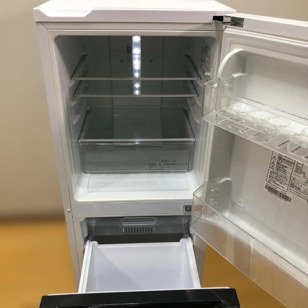 Hisense 冷蔵庫 HR-D1302 130L中古 Hisense ハイセンス HR-D1302 130L 2ドア冷凍冷蔵庫 ノンフロン R600a