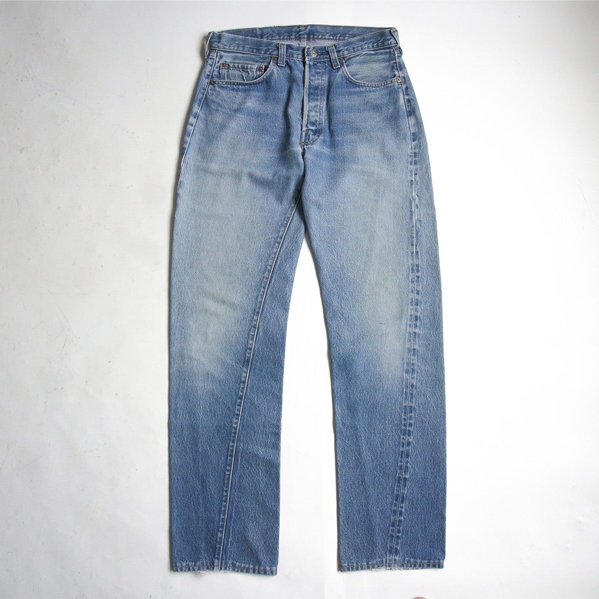 雰囲気抜群/80s】 LEVI'S 【501 赤耳 デニムパンツ】33×40 ボタン裏524