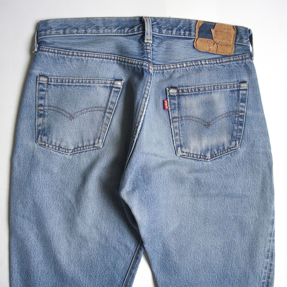 雰囲気抜群/80s】 LEVI'S 【501 赤耳 デニムパンツ】33×40 ボタン裏524