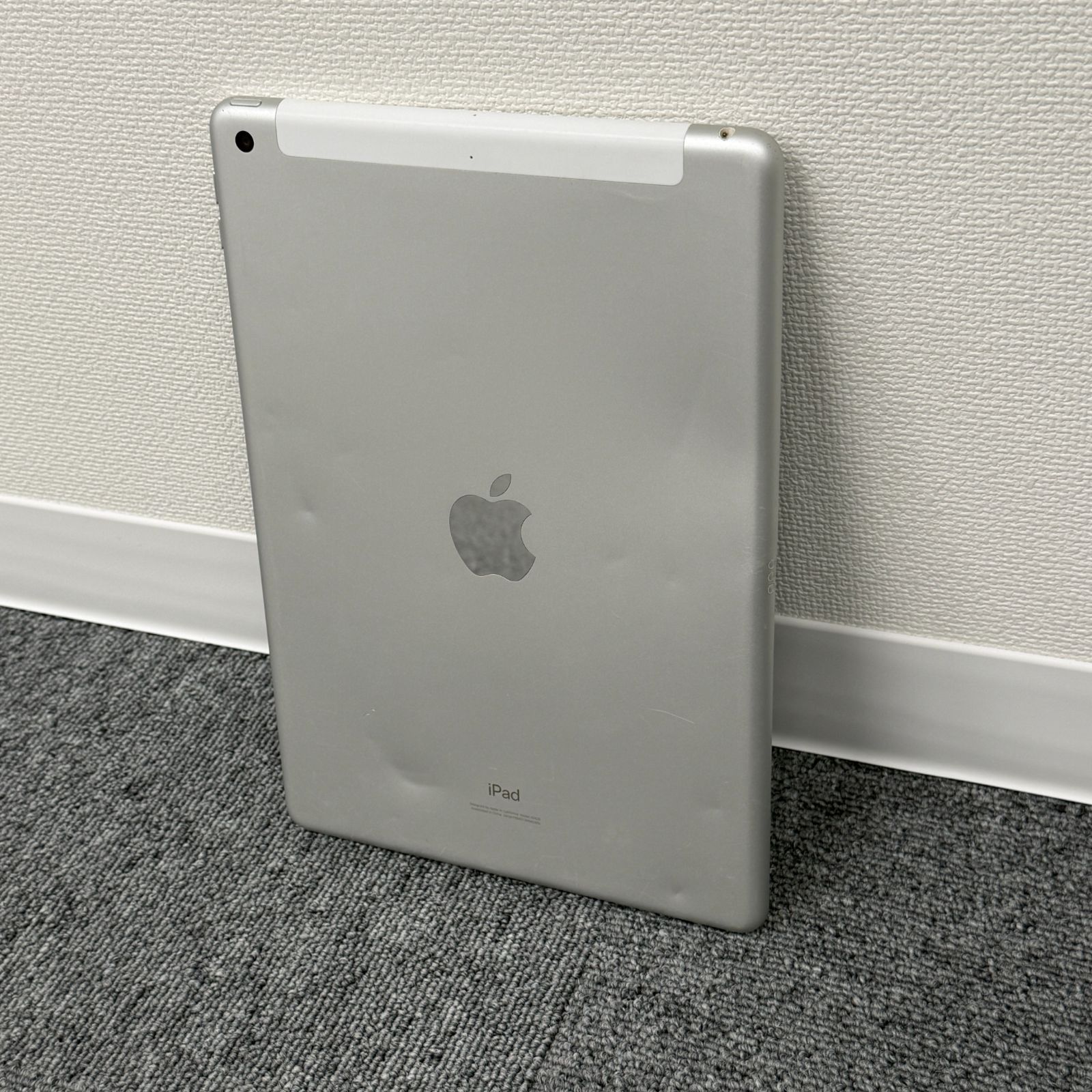 訳あり・動作確認済み】iPad 第8世代 32GB Wi-Fi＋セルラーモデル