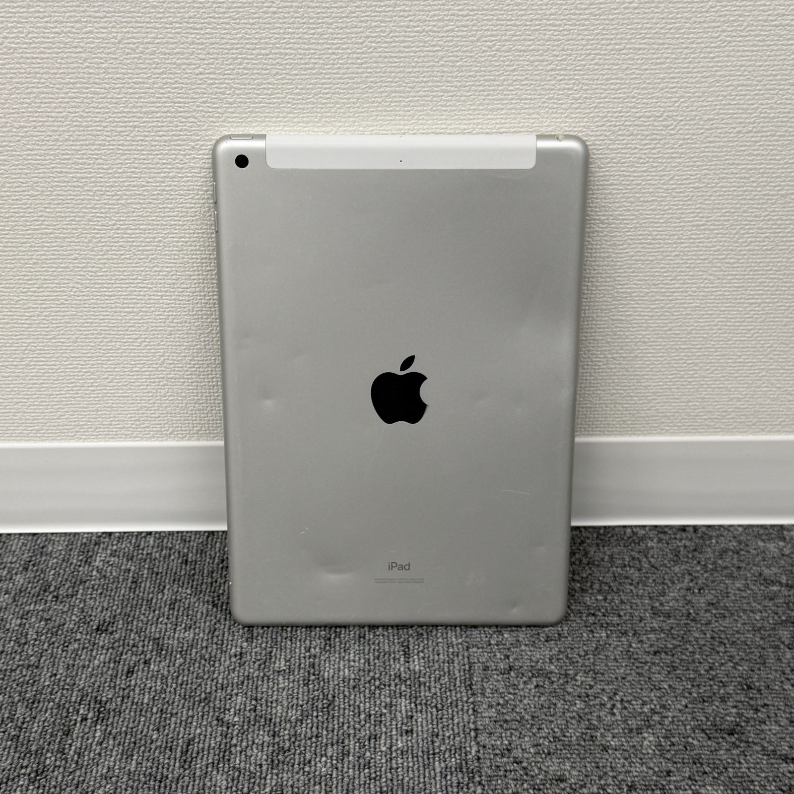 訳あり・動作確認済み】iPad 第8世代 32GB Wi-Fi＋セルラーモデル