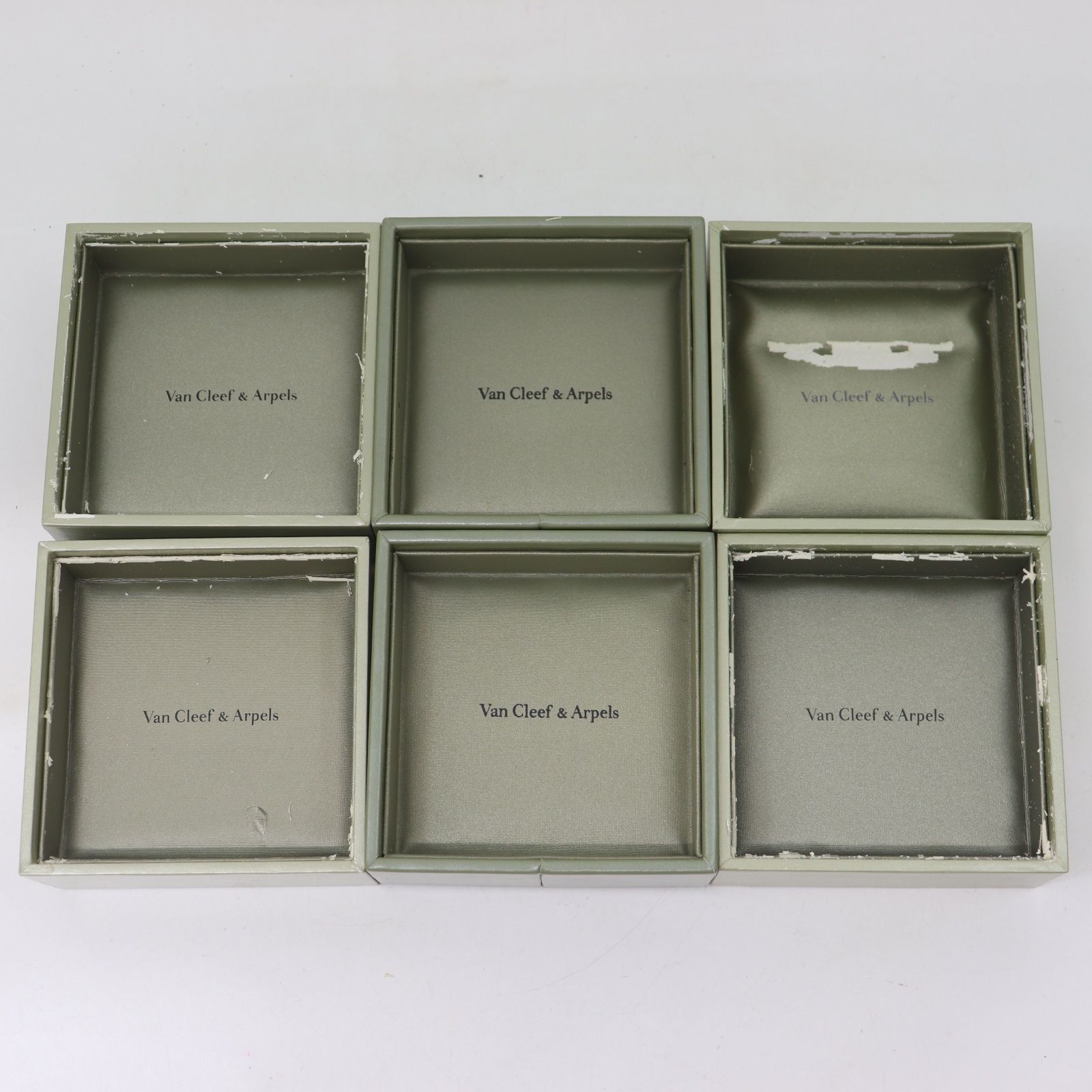 ITCXIAL84R7Y Van Cleef & Arpels ヴァンクリーフ＆アーペル 箱