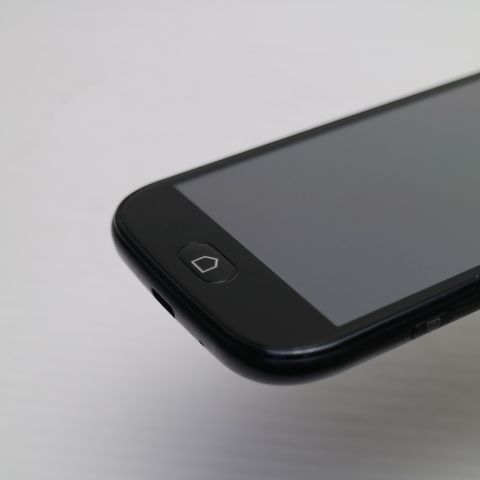美品 F-01L らくらくスマートフォン me ブラック スマホ 本体 白ロム