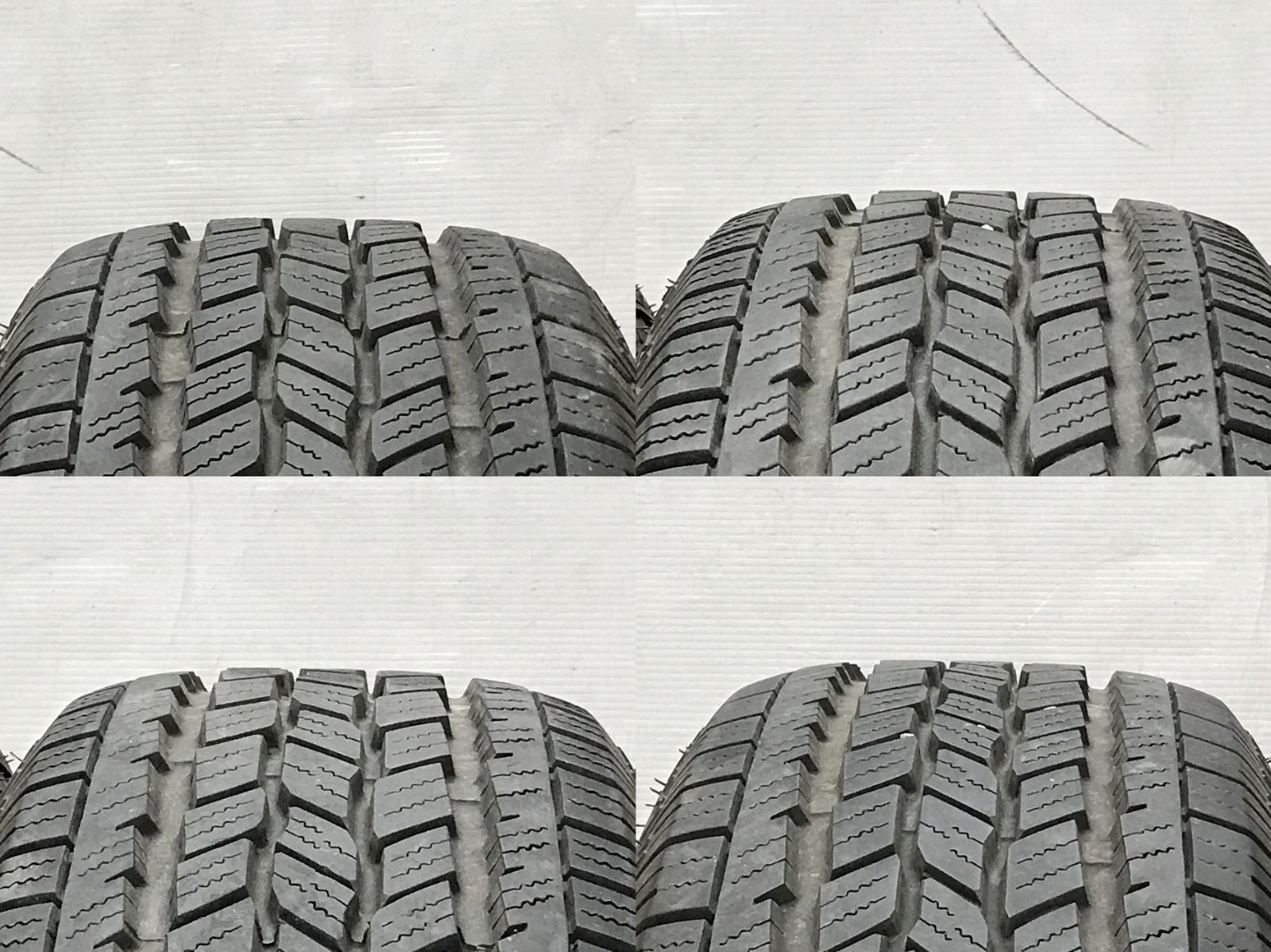 ◎デリカD:5外し バリ溝 ホワイトレター 215/70R16 ホイール良品 16inc
