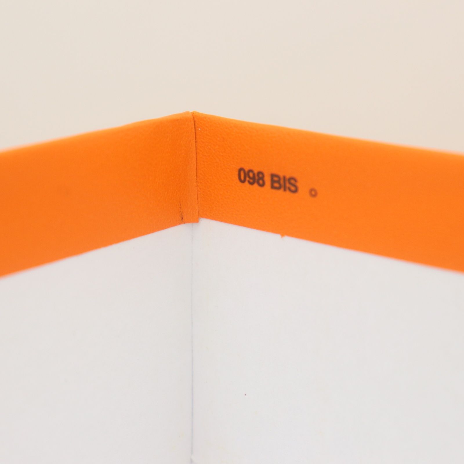 HERMES 098 BIS ピコタンロックMM 空箱ショップカード·リボン付き ITNIP9L76A24 HERMES エルメス 空箱 098bis ピコタンMM BOX ボックス