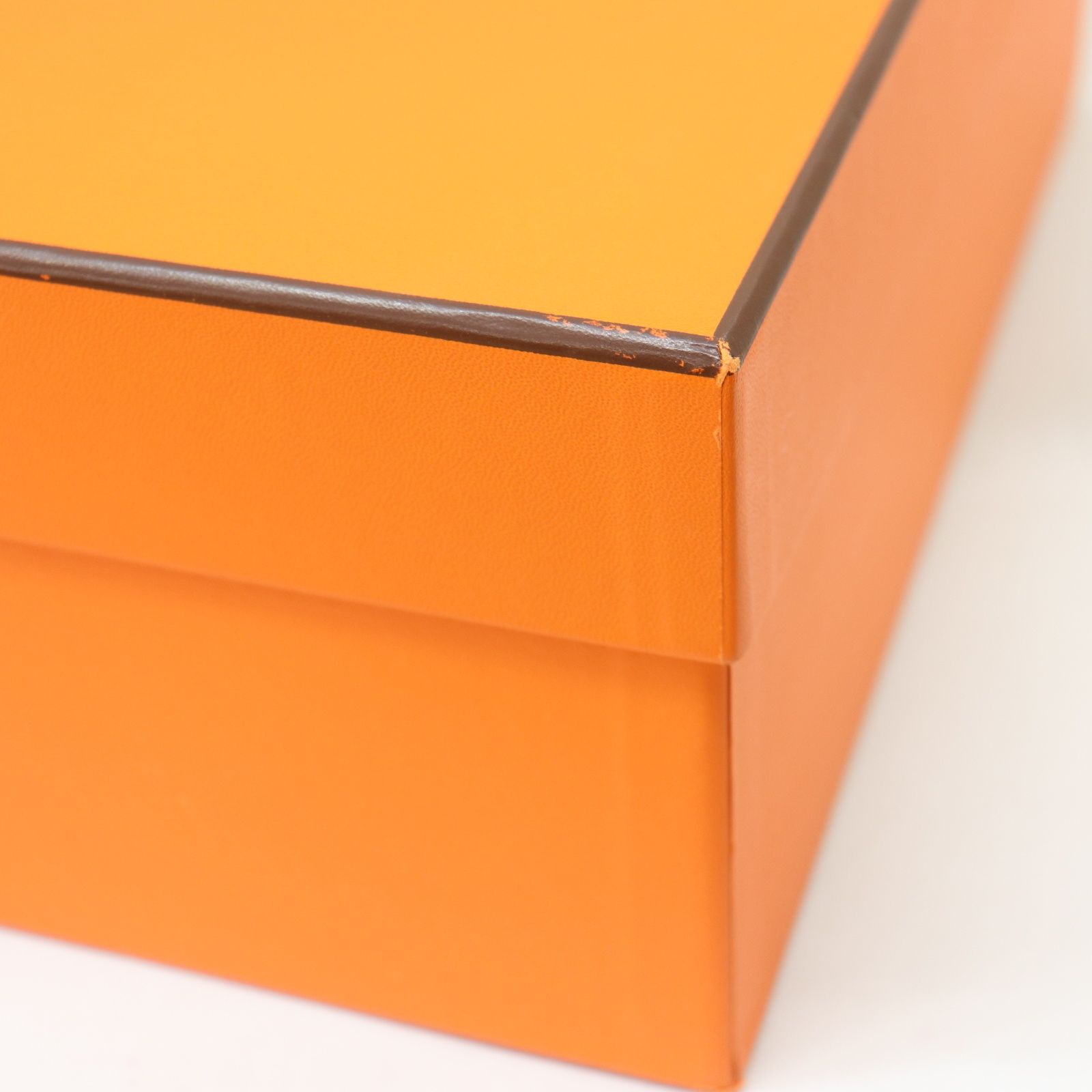 HERMES バーキン ギフトボックス オレンジ色 大 ITR7JSKKWWFG HERMES エルメス バーキン 25 081 35×35×14 BOX 保存箱