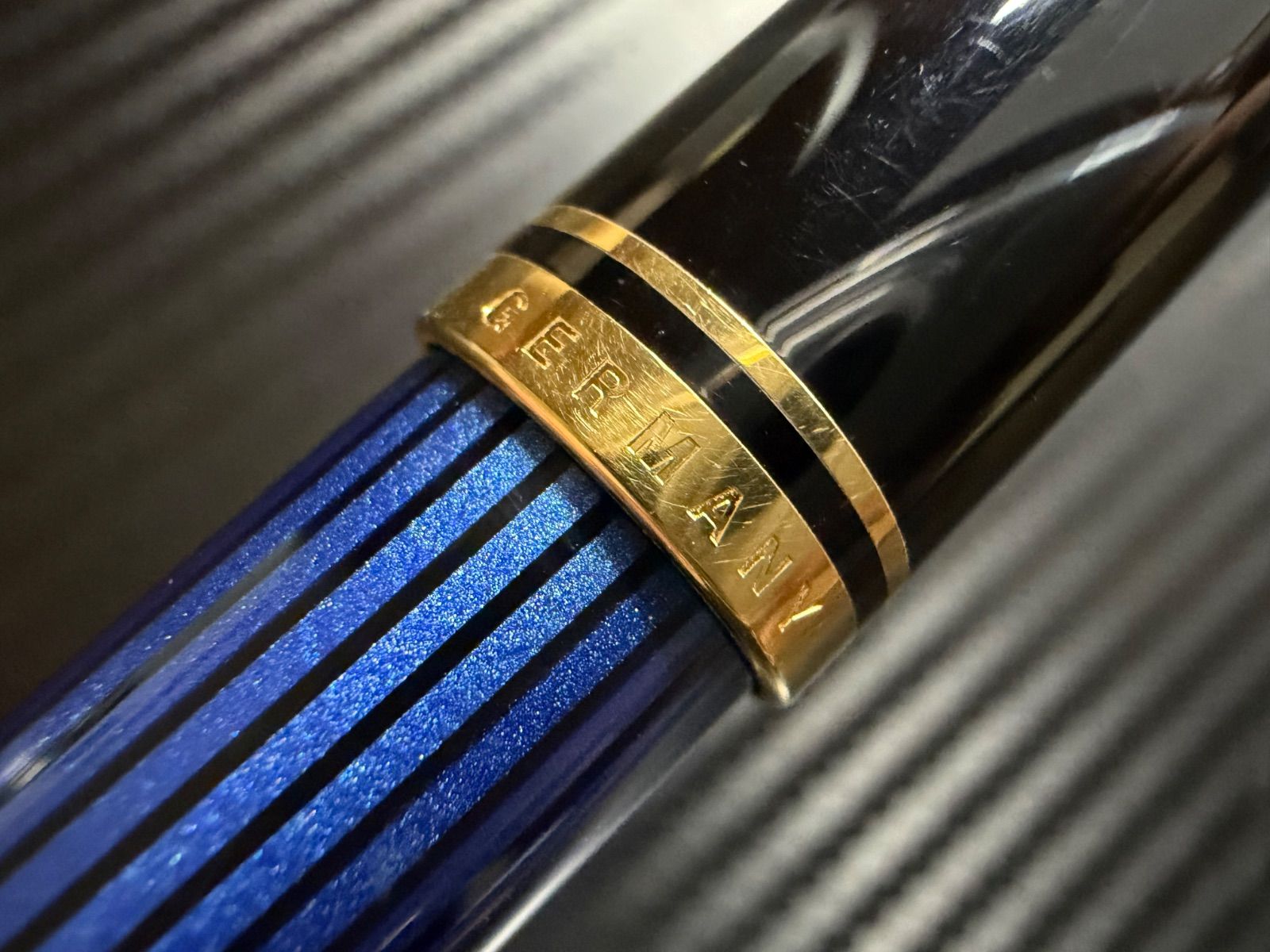 美品 ペリカン pelikan スーベレーン R400 青縞 ローラーボール - メルカリ