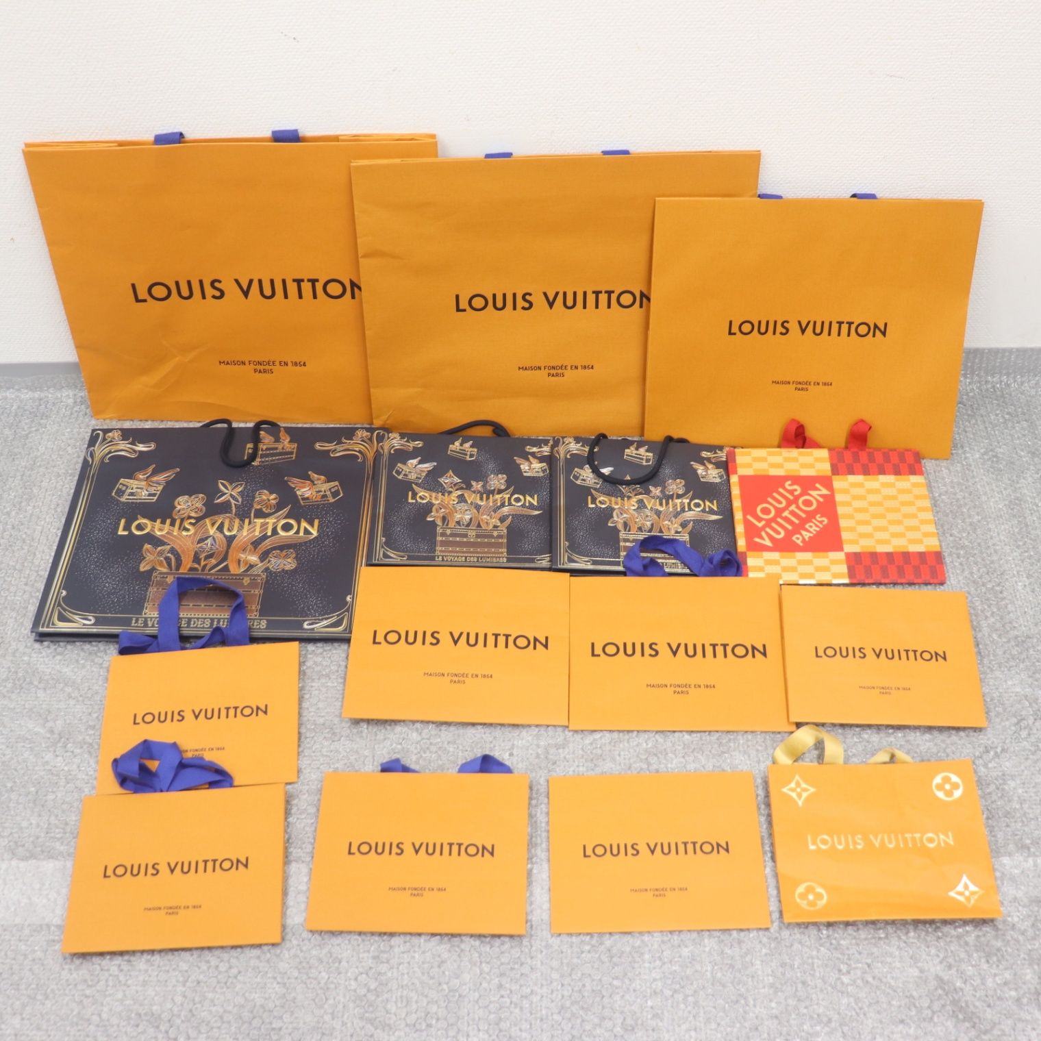 ITZ69NAK81W0 LOUIS VUITTON ルイヴィトン BOX 空き箱 ショッパー 純正