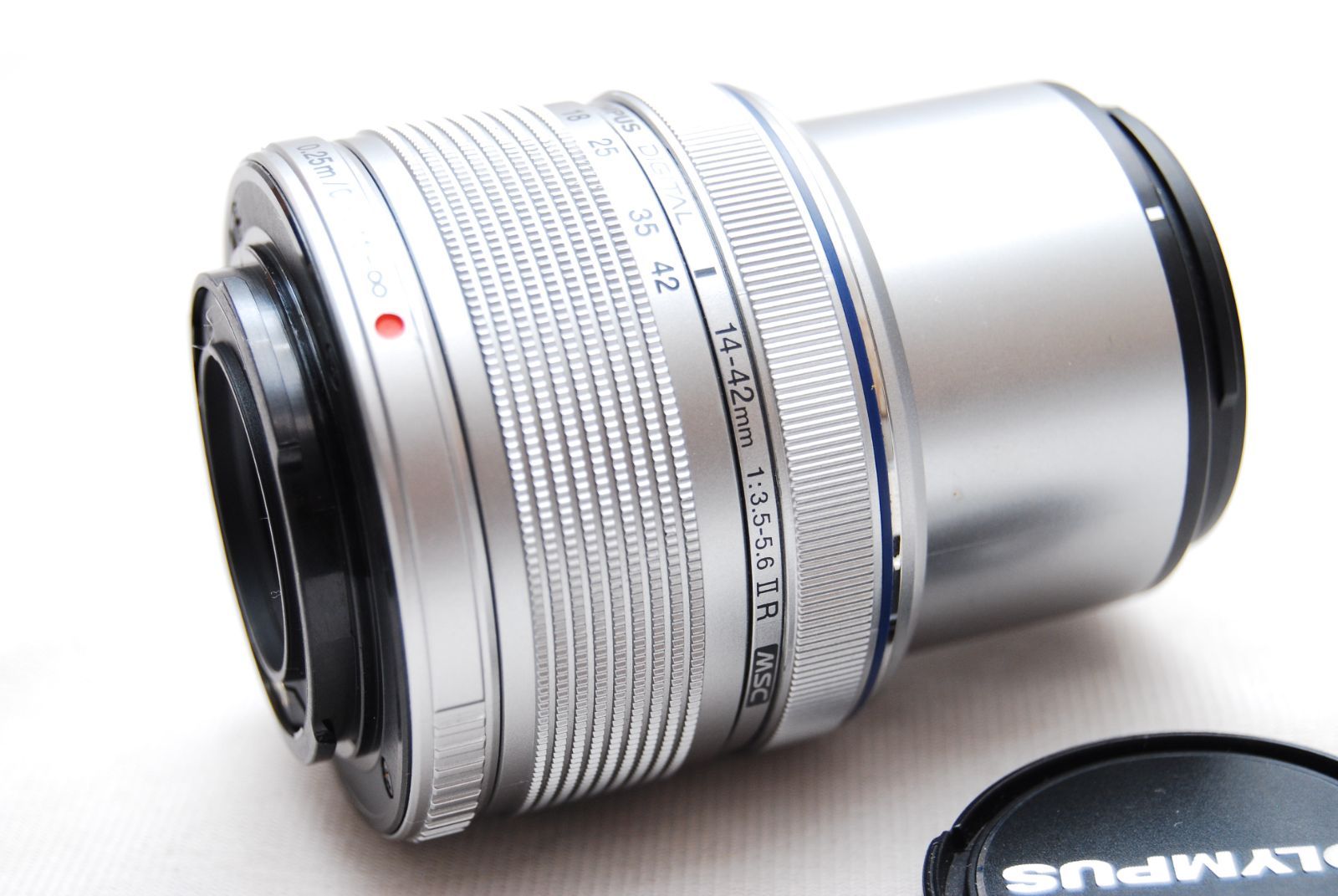 ☆美品 OLYMPUS 標準ズームレンズ M.ZUIKO DIGITAL 14-42mm F3.5-5.6
