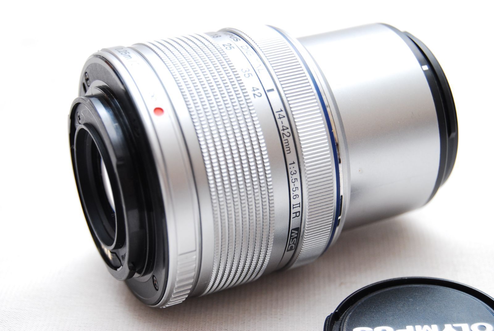 ☆美品 OLYMPUS 標準ズームレンズ M.ZUIKO DIGITAL 14-42mm F3.5-5.6