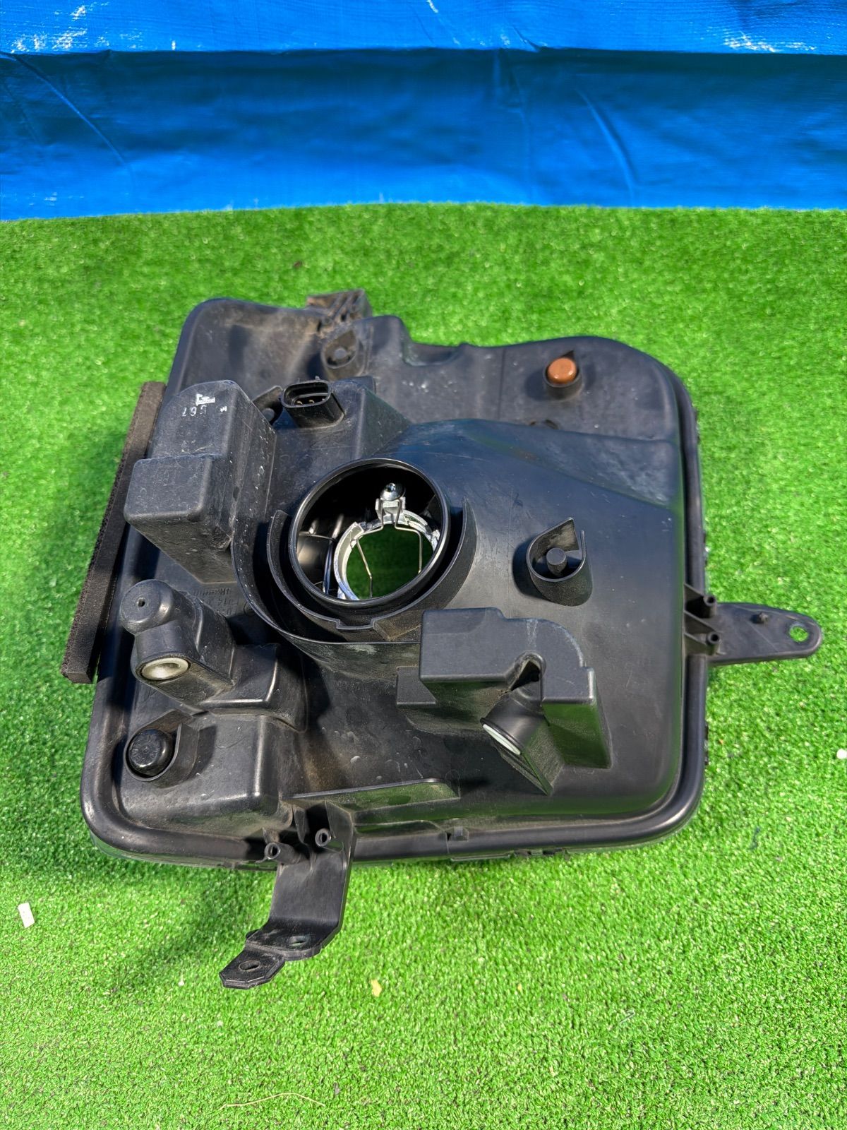 スズキ エブリィ DA17V 純正 右側 ヘッドライト LE14C6327 (2169