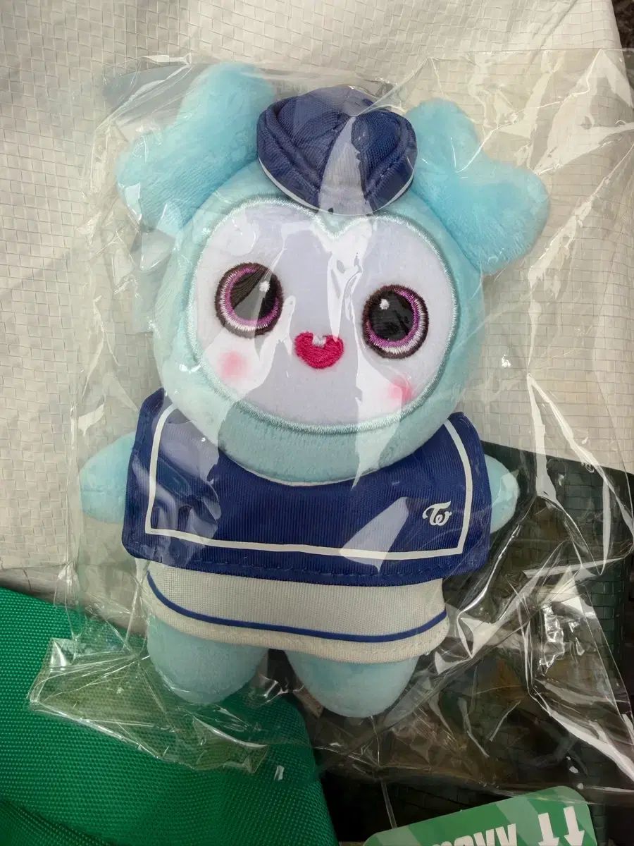 TWICE（トゥワイス）ポップアップ ラブリー PLUSH ベイビー 麻