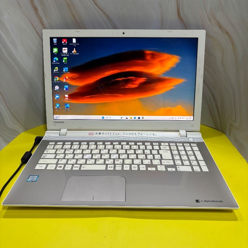 美品Corei7 16GB SSD Win11 Office Dynabook - メルカリ