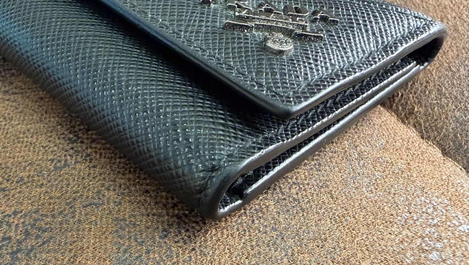 ☆NA6257 PRADA プラダ 6連 キーケース サフィアーノ レザー ブラック