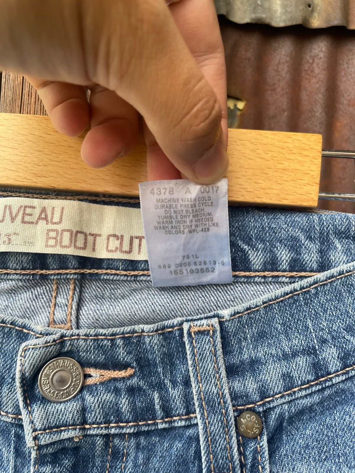 Levi's 515 ブーツカット デニムパンツ（中色インディゴ・W30相当・コロンビア製） 4