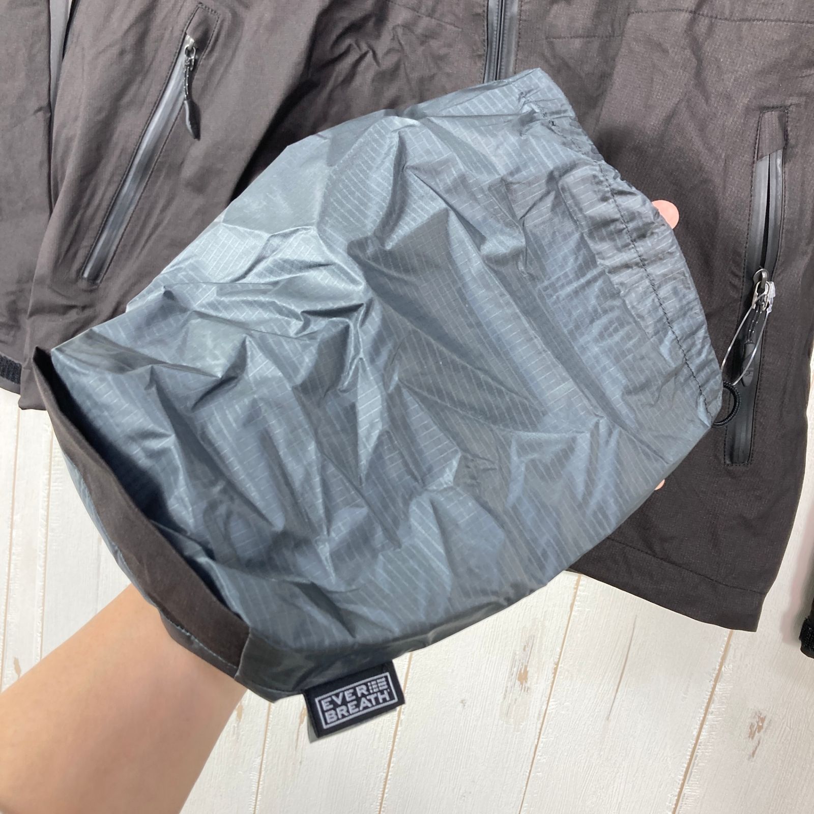 📦️Men's L ブラック系 Finetrack ( ファイントラック ) エバーブレス