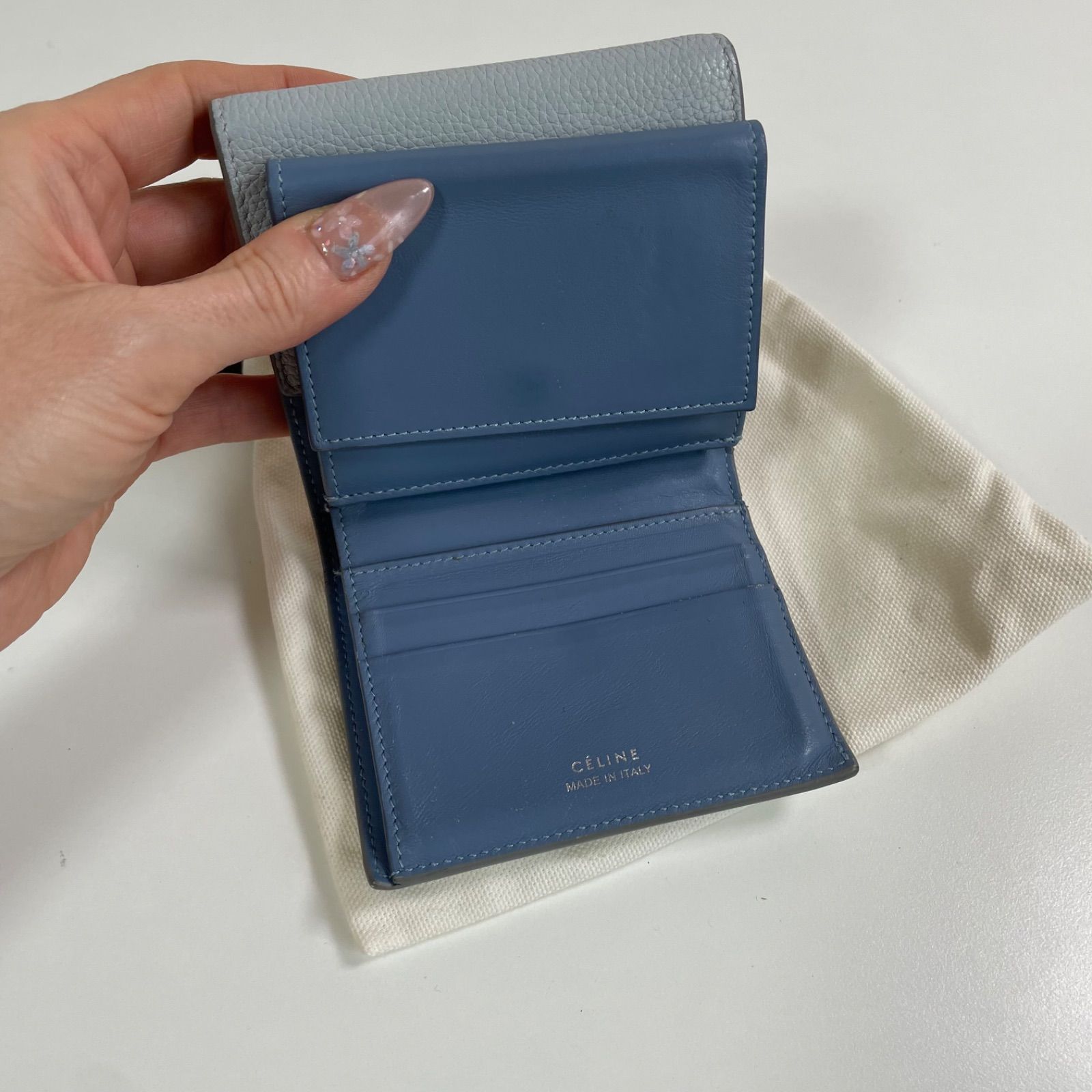 CELINE 三つ折り財布 ライトブルー - メルカリ