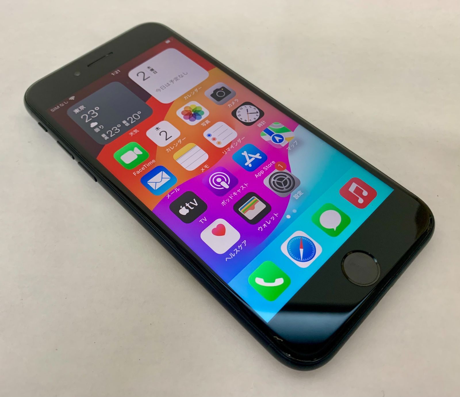 iPhone SE3 64GB ミッドナイト 美品 SIMフリー Apple - メルカリ