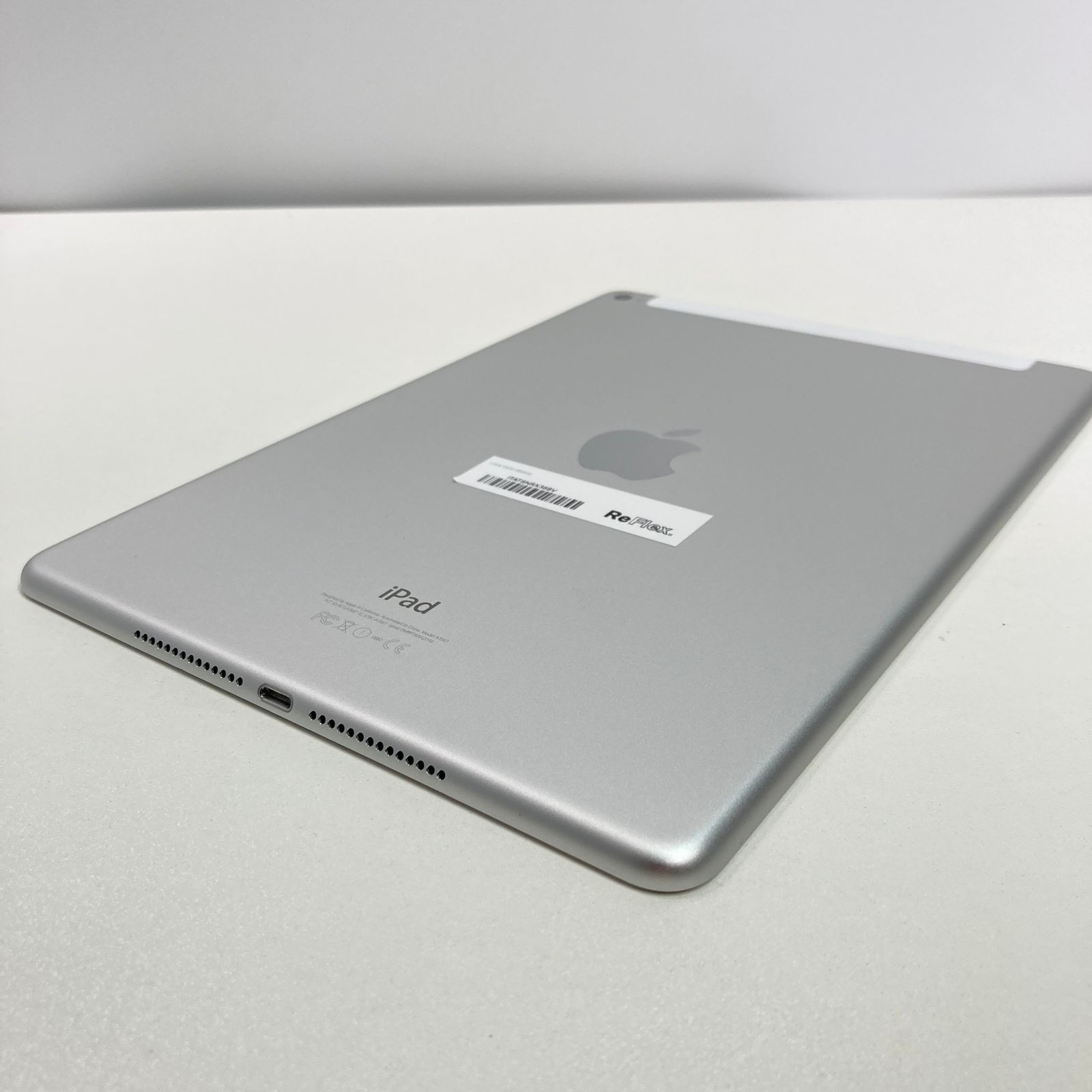 中古】Apple iPad Air 2 64GB シルバー Wi-Fi+Cellular MGHY2/A SIM 