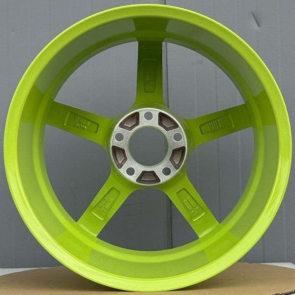 2本セット 18x10.5J+22 114.3-5H 18インチ 5本スポーク ライムグリーン 