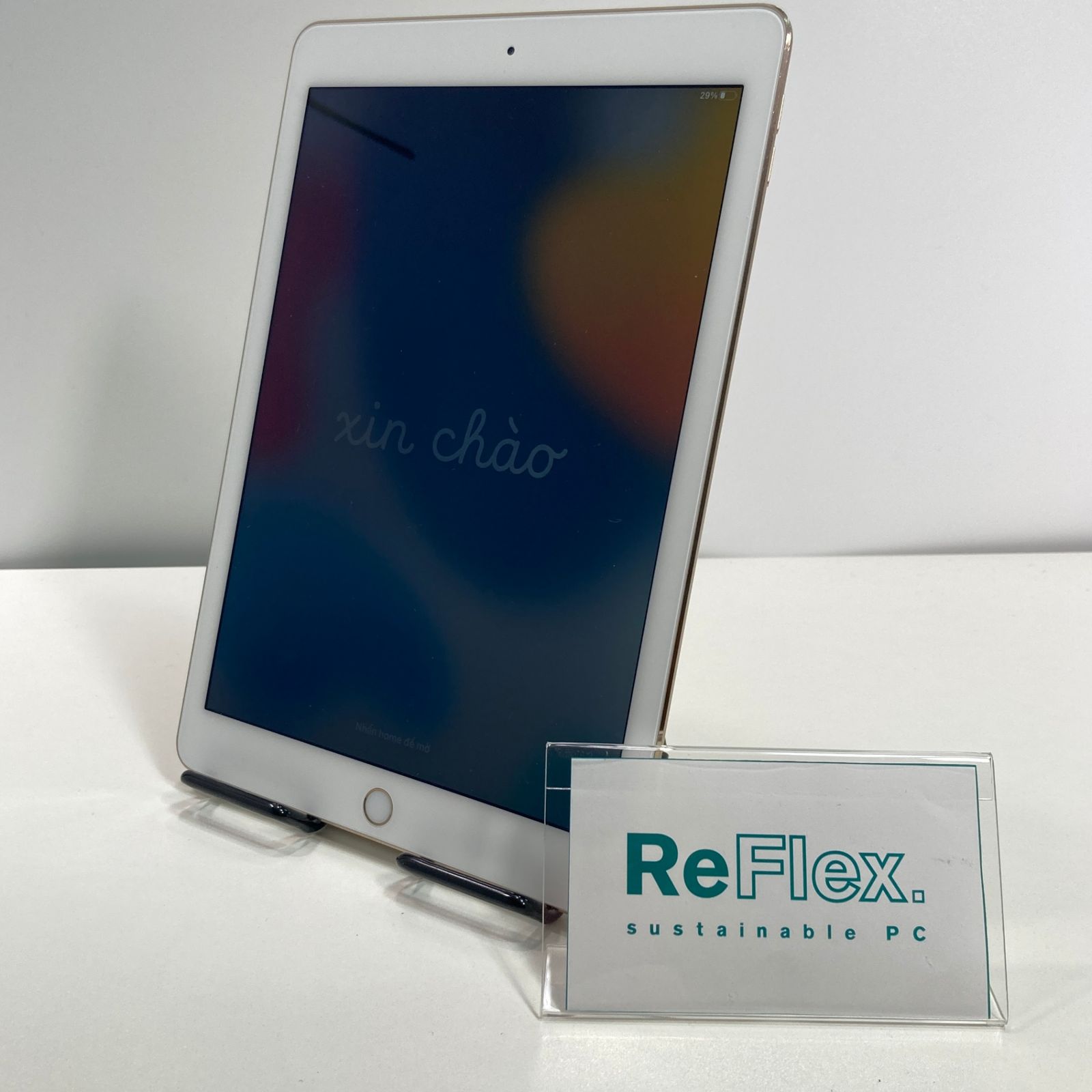 中古】iPad Air 2 16GB ゴールド Wi-Fi+Cellular - メルカリ