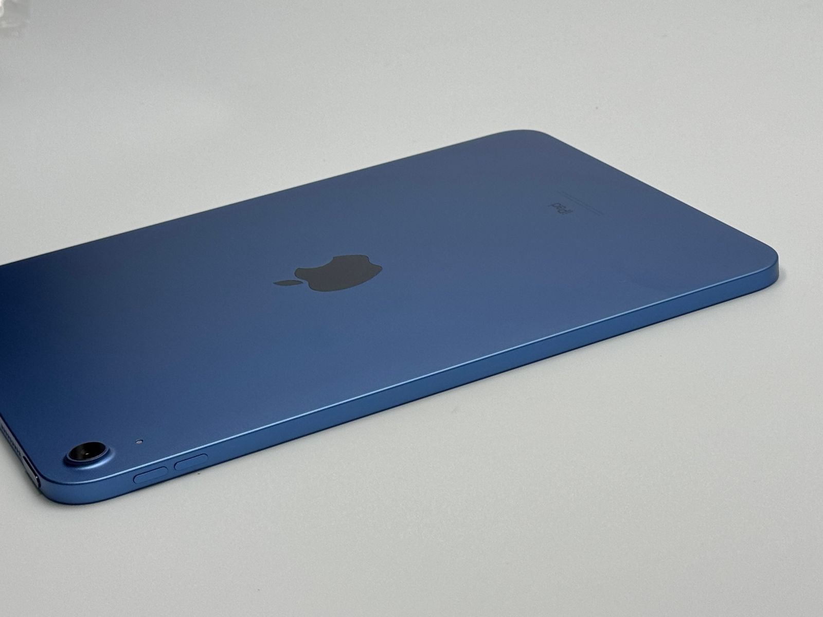 iPad 第10世代 64GB ブルー Wi-Fi 中古A - メルカリ