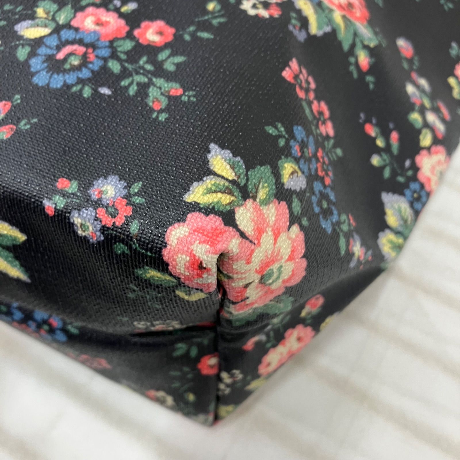 4119 【美品】 Cath Kidston キャスキッドソン トートバッグ ブラック