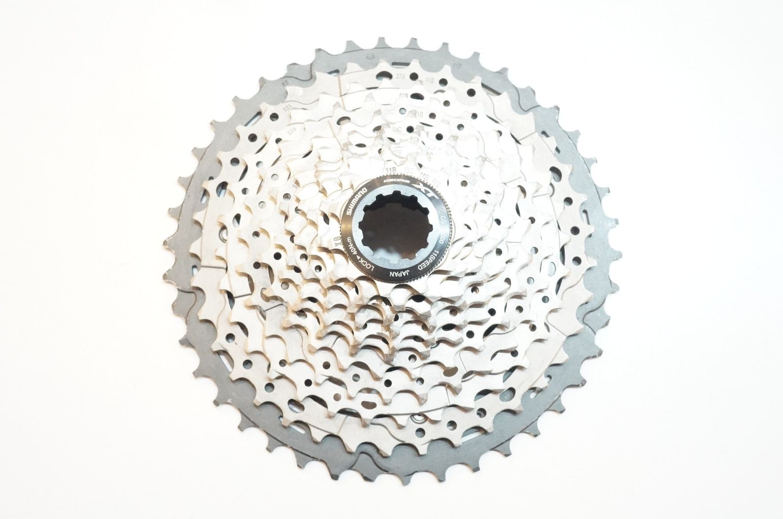 SHIMANO 「シマノ」 DEORE XT CS-M8000 11-42T 11S スプロケット