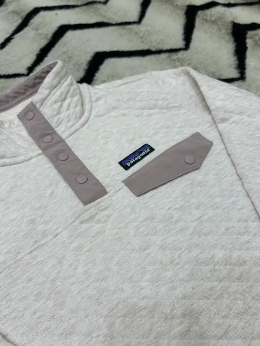 XS patagonia オーガニック コットン キルティング スナップ プルオーバー/ライトピンク