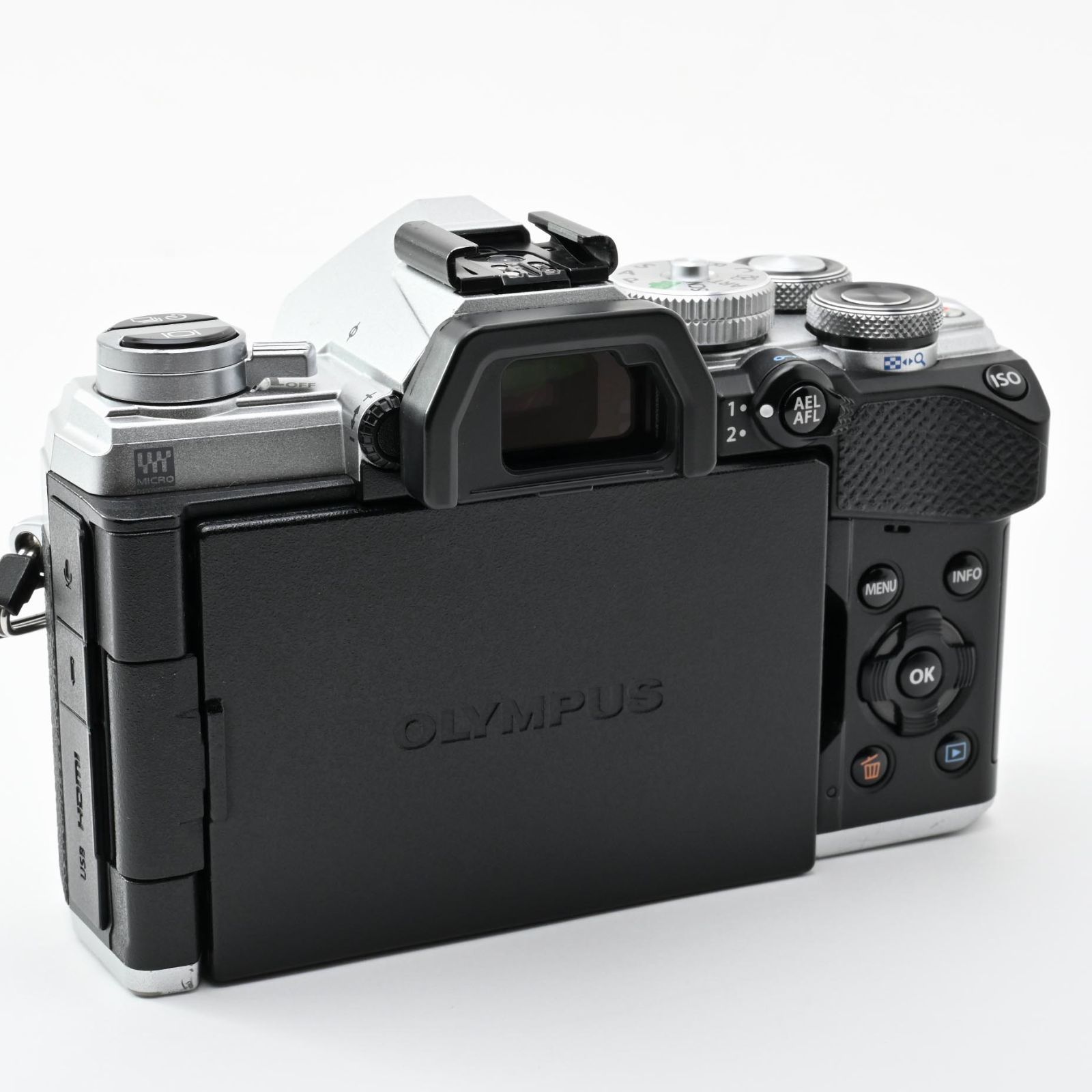 □ 良品 □ OLYMPUS OM-D E-M5 Mark III ボディ シルバー - メルカリ