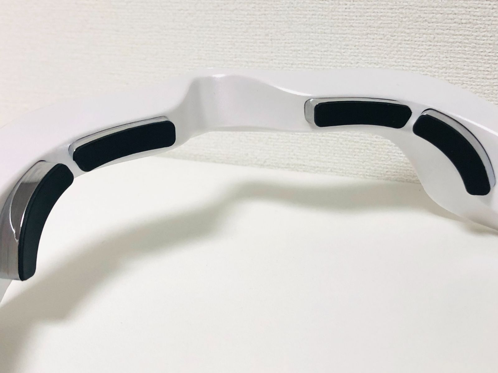 LUXCEAR Myuxer ルクセアミューサー 目元専用美顔器 - メルカリ