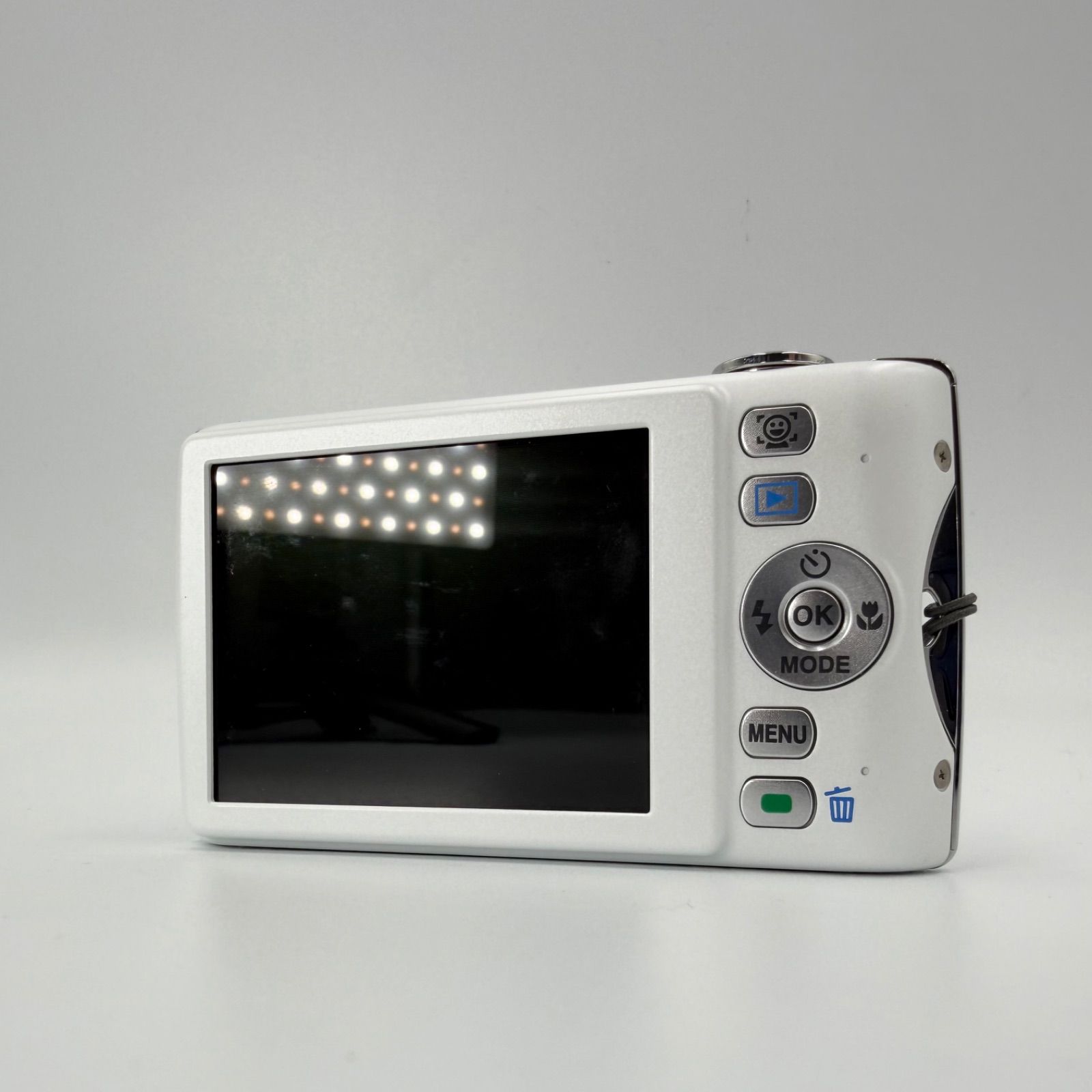 動作確認未】PENTAX Optio P80 デジタルカメラ ホワイト ペンタックス