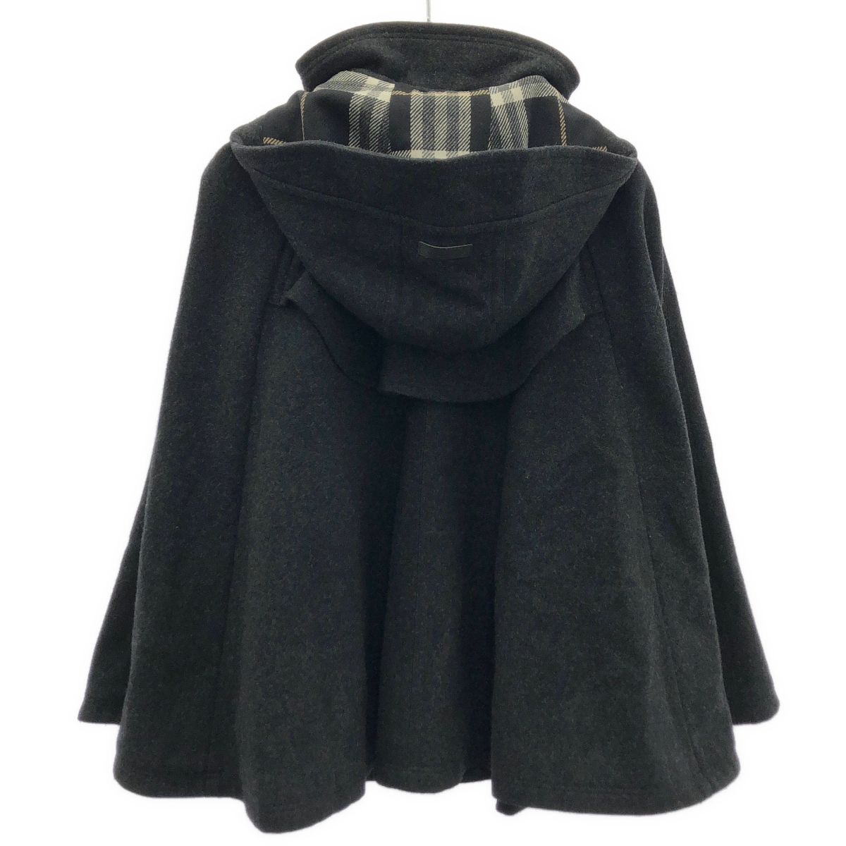 未使用に近い　バーバリーブルーレーベル　モヘヤ　ポンチョ　ケープM グレー BURBERRY BLUE LABEL バーバリー ブルーレーベル メルトンウールケープ