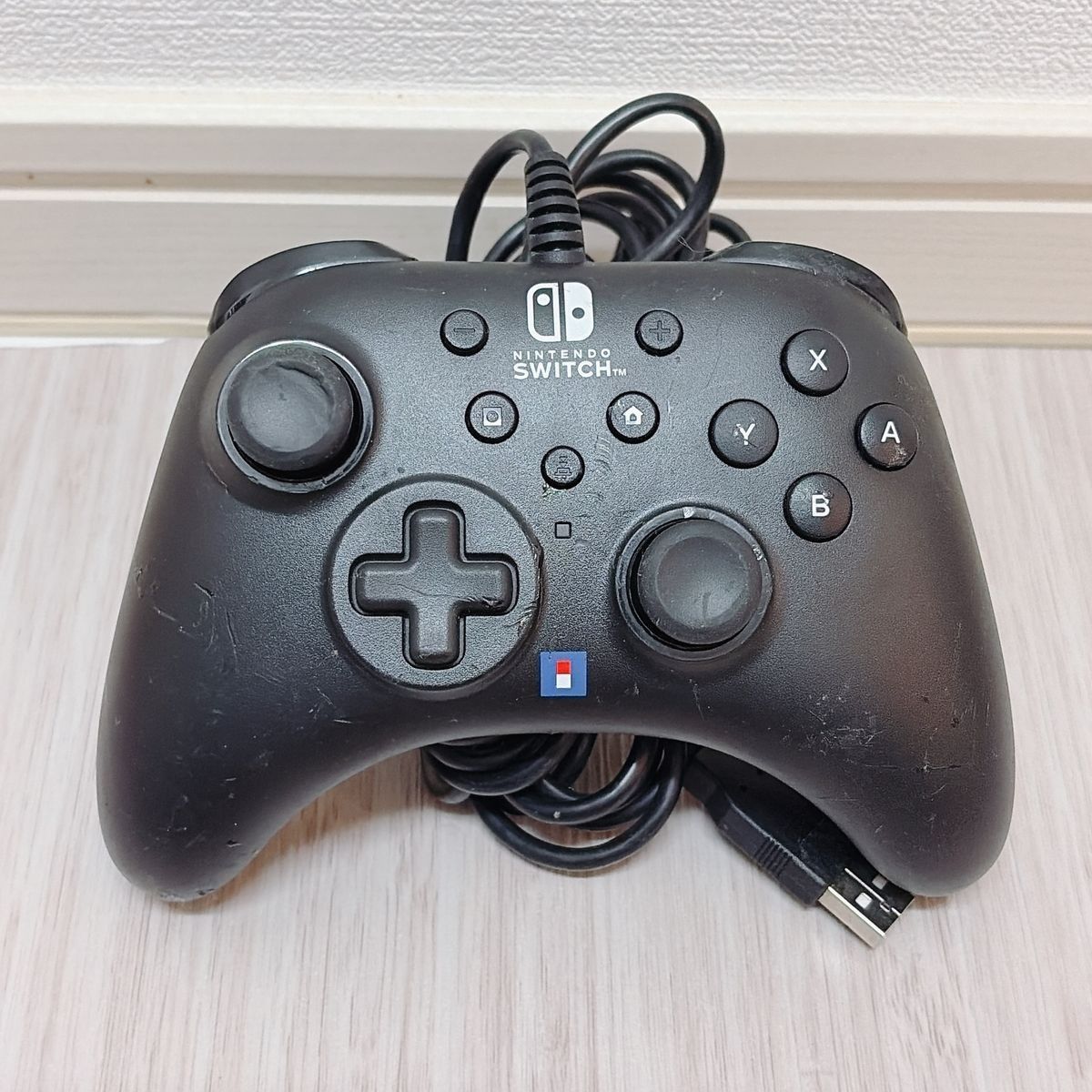 Switch 有線コントローラー付　中古品 動作品】Nintendo Switch 有線コントローラー ブラック HORI NSW-457