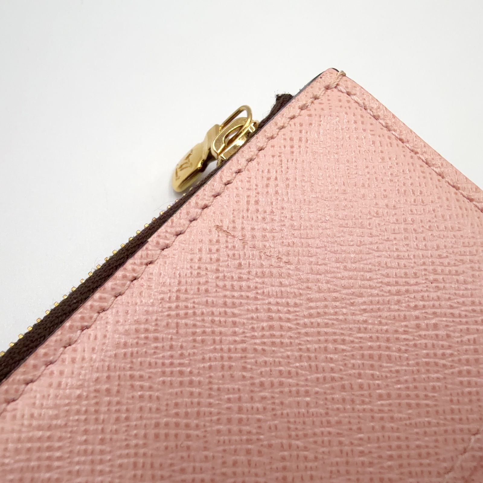 新着】LOUIS VUITTON ポルトフォイユ ゾエ モノグラム モノグラム
